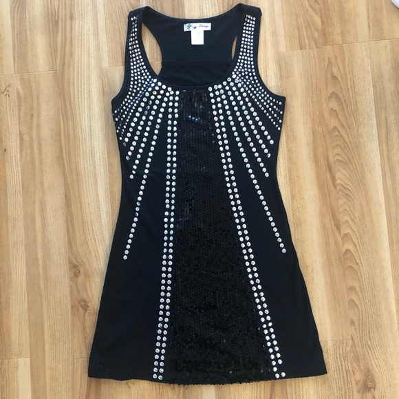 Women's Short Dresses. - Picture 2 of 4